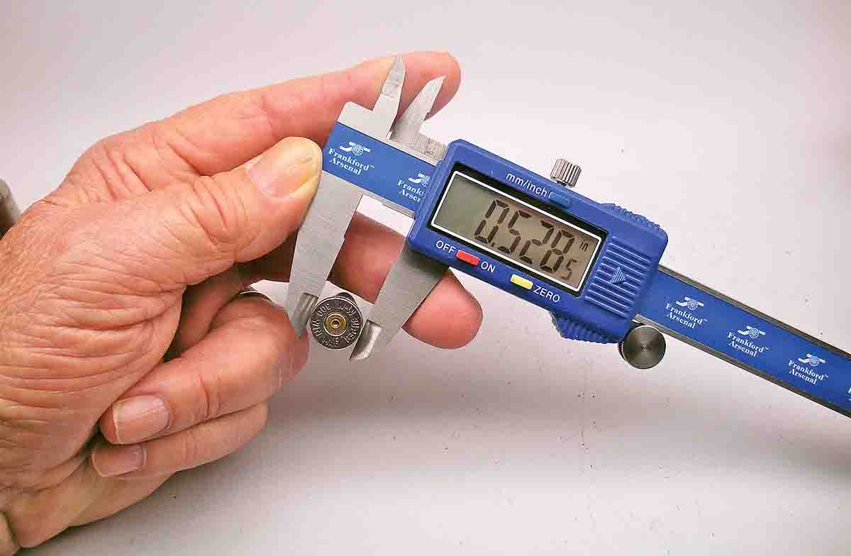 Digital Liquid Quartz (LQ) micrometers rend to three decimals with the fourth rounded off to the nearest .0005 inch.
